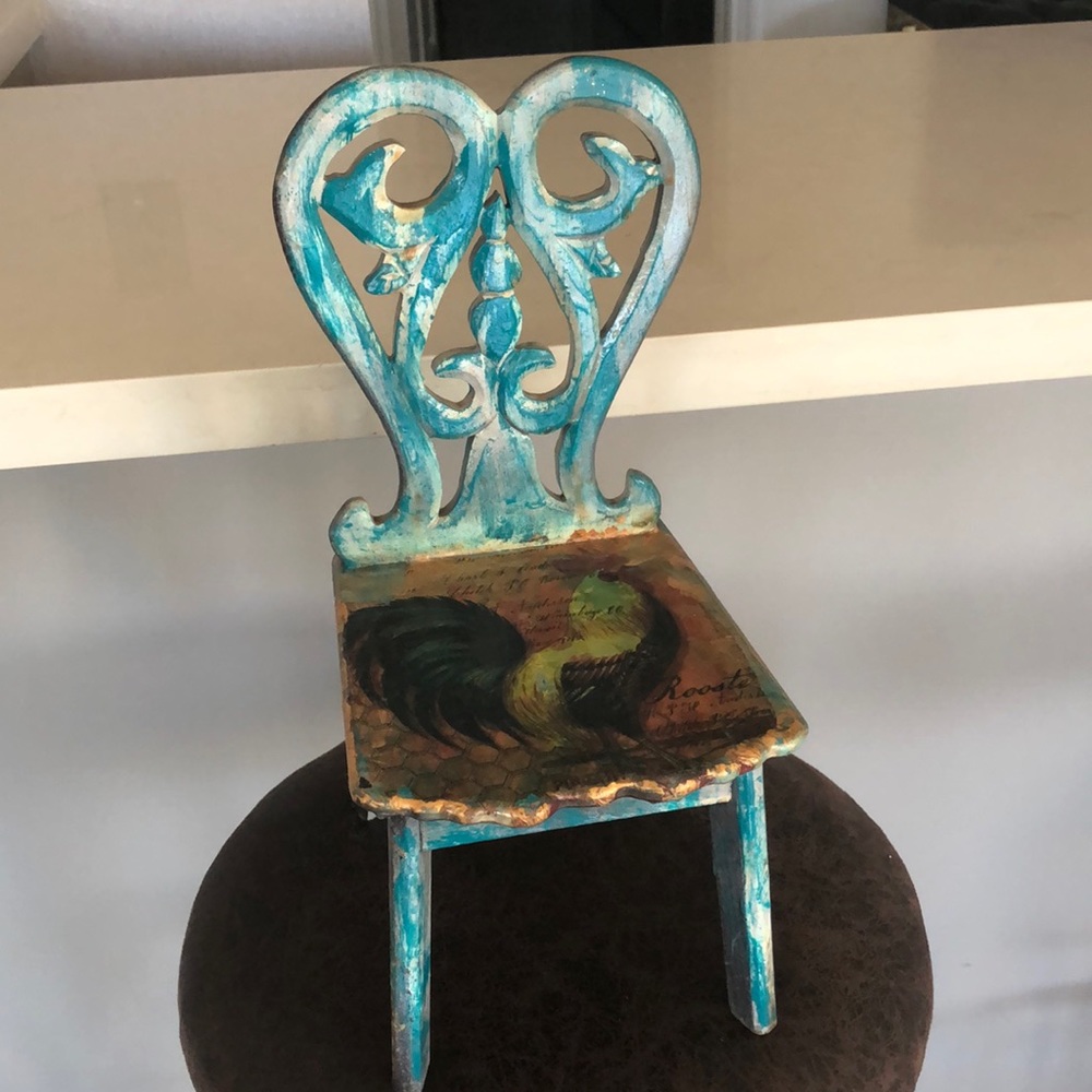Small Doll Chair 1 pound
